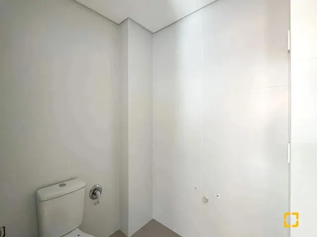 Imagem 3: Apartamento - 2 Dormitórios, Sendo 1 Suíte, Sacada Churrasqueira - 1 Vaga - 1 Hobby Box