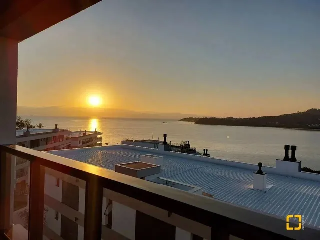 Imagem: Apartamento - 3 Suítes - 3 Vagas - João