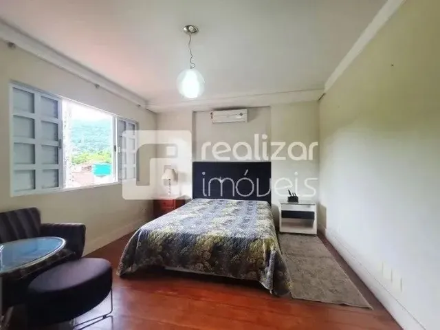 Imagem 6: Casa com 4 Suítes À Venda no Monte Verde, Florianópolis