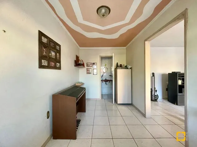 Imagem 4: Casa em Santinho. Churrasqueira, Acomodam 10 pessoas, 225m² de...