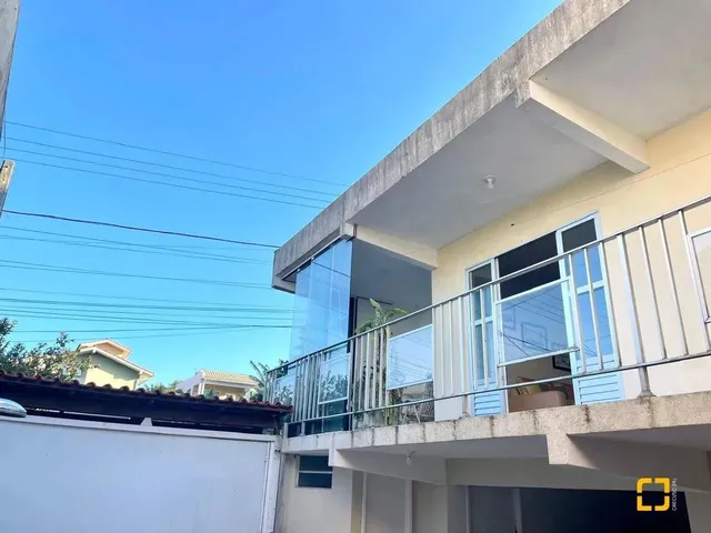 Imagem 14: Casa em Santinho. Churrasqueira, Acomodam 10 pessoas, 225m² de...