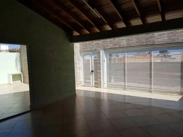 Imagem: A casa possui 5 Dormitórios, 5 Suítes, 5 Banheiros, 5