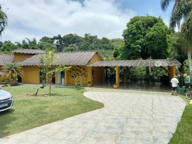 Imagem: Casa em Rua Grécia - Jardim do Rio Cotia