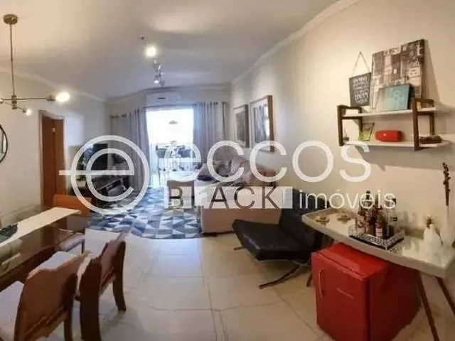 Imagem: Apartamento À Venda, 3 Quartos, 1 Suíte