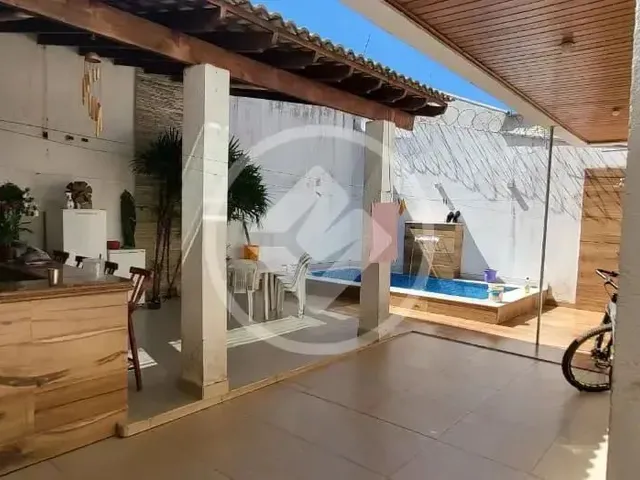Imagem: Sobrado À Venda com 5 Quartos, Sendo 1