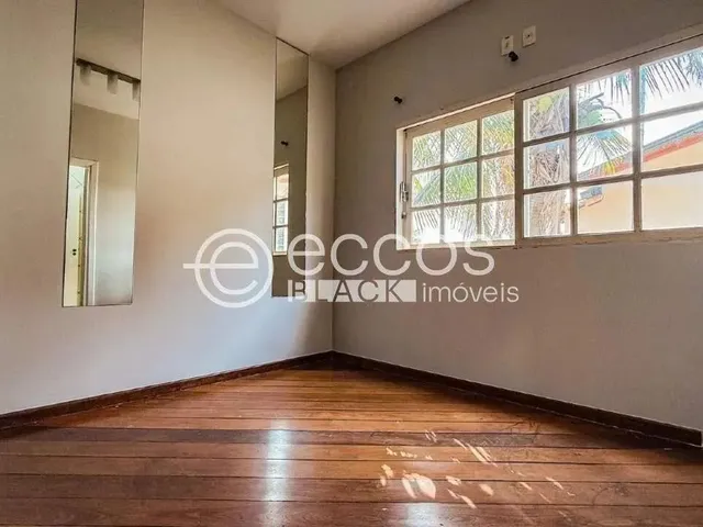 Imagem 4: Casa À Venda, 4 Quartos, 3 Suítes, 4 Vagas, Morada da Colina - Uberlândia/Mg