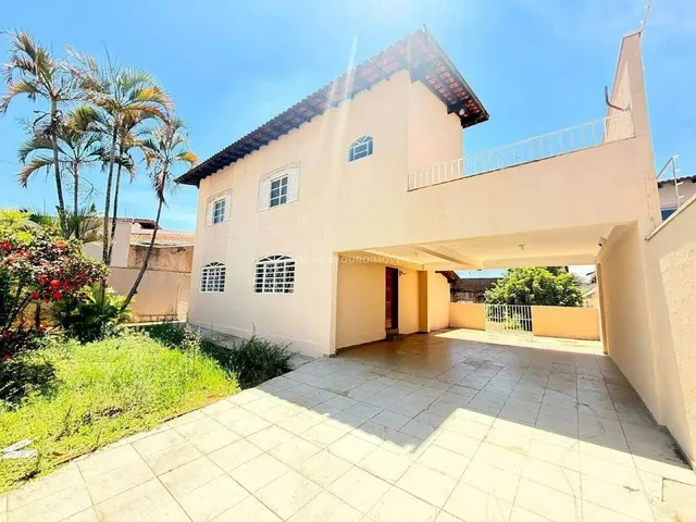 Imagem: Casa À Venda no Bairro Parque do Mirante