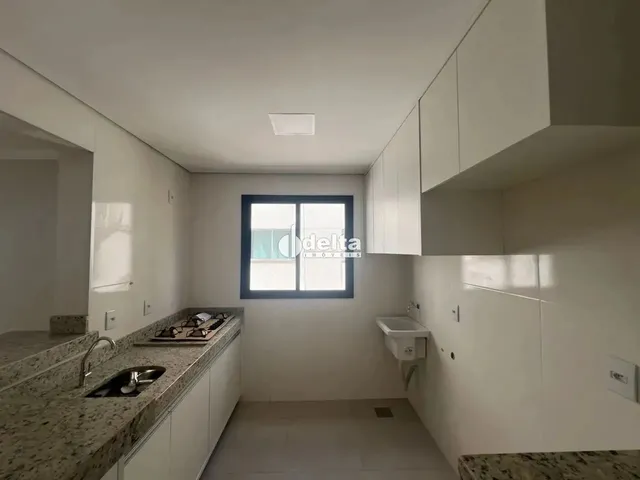Imagem 13: Apartamento com 2 Quartos Sendo 1 Suíte, Disponível para Venda no Bairro Copacabana Em