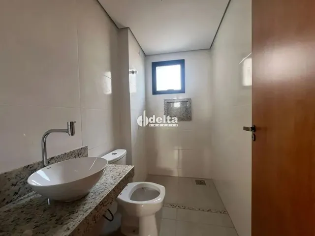 Imagem 15: Apartamento com 2 Quartos Sendo 1 Suíte, Disponível para Venda no Bairro Copacabana Em