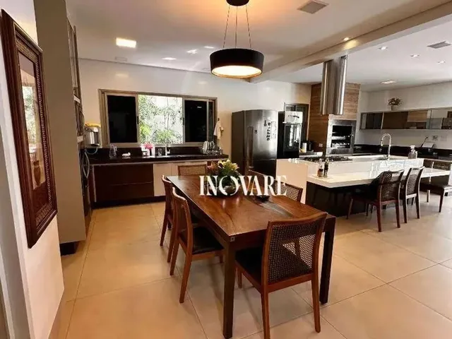 Imagem 6: Sobrado com Elevador e 4 Súites no Villa dos Ipes