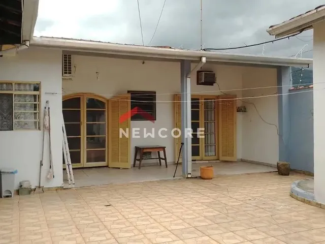 Imagem: Casa em Avenida do Canal - Martim de Sá