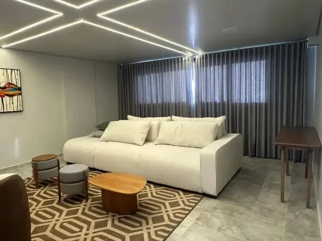 Imagem 11: Andar Alto e Sofisticação no Centro 1 Quarto de Alto Padrão