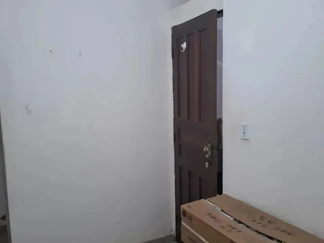 Imagem 1: Casa Terrea P Venda na Boca do Rio Excelente Rua Perto de Tudo Nascente Ventilada Pode Amp