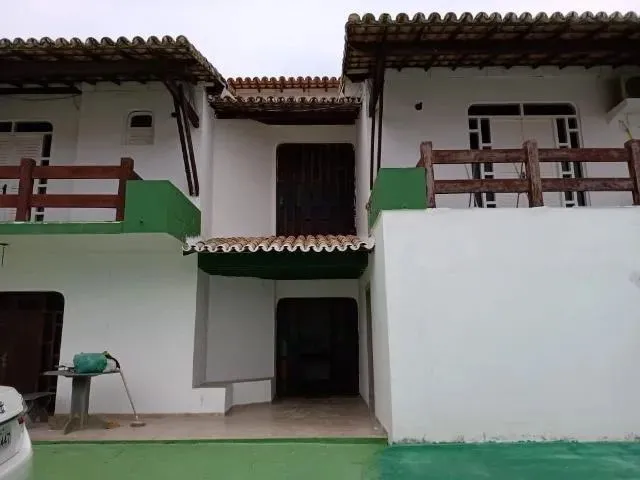 Imagem: Casa com 10 Dormitórios À Venda, 600 M²