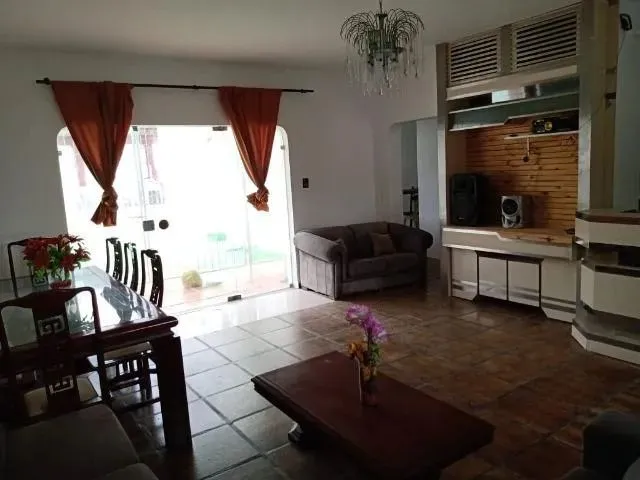 Imagem 3: Casa com 10 Dormitórios À Venda, 600 M² por R$ 1.200.000,00 - Itapuã - Salvador/Ba