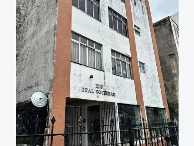 Imagem 16: Apartamento com 3 Dormitórios À Venda, 140 M² por R$ 330.000,00 - Brotas - Salvador/Ba