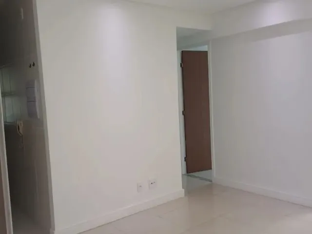 Imagem 2: Apartamento no Paralela Plus 2 Dormitórios 1 Suíte, Varanda - Paralela Plus (Ja