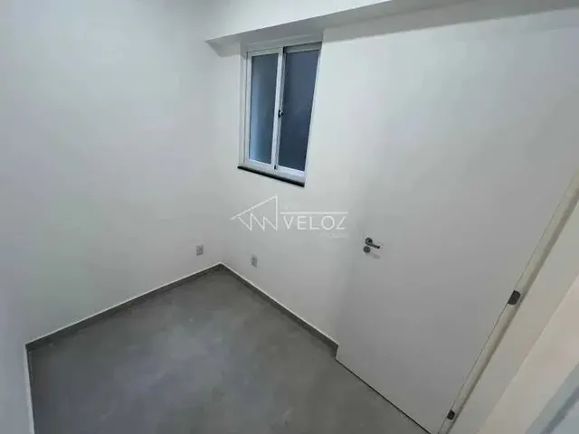 Imagem: Kitnet/Conjugado / Residencial / Centro