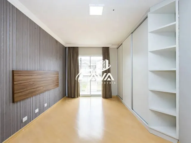 Imagem 7: Sobrado Triplex 3 Quartos Sendo 1 Suíte, 2 Vagas de Garagem no santa Felicidade