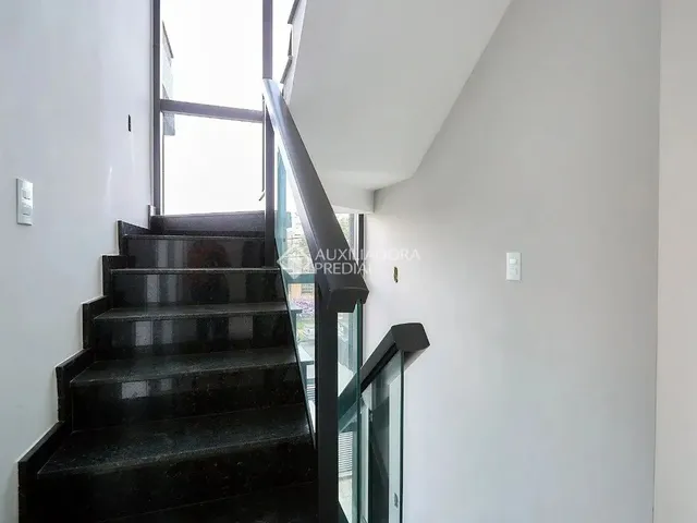 Imagem 4: Sobrado com 3 Quartos e 4 Banheiros