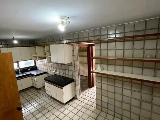 Imagem 2: Edf. Muçambê Apartamento com 5 dormitórios