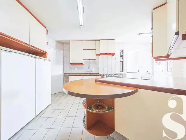 Imagem 15: Apartamento À Venda no Cabral 111 M² | 3 Quartos (1 Suíte