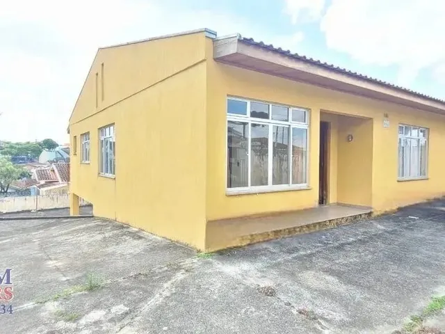 Imagem 1: Casa À Venda nas Mercês, com 5 Quartos Sendo 1 Suíte