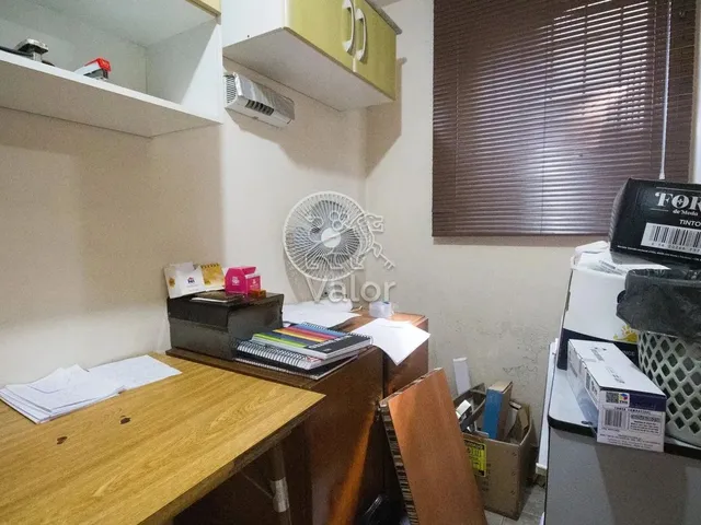 Imagem 9: Casa Térrea Ampla no Mercês 4 Quartos, Suíte e Espaço para Home Office
