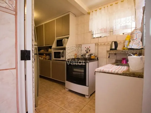 Imagem 8: Casa Térrea Ampla no Mercês 4 Quartos, Suíte e Espaço para Home Office