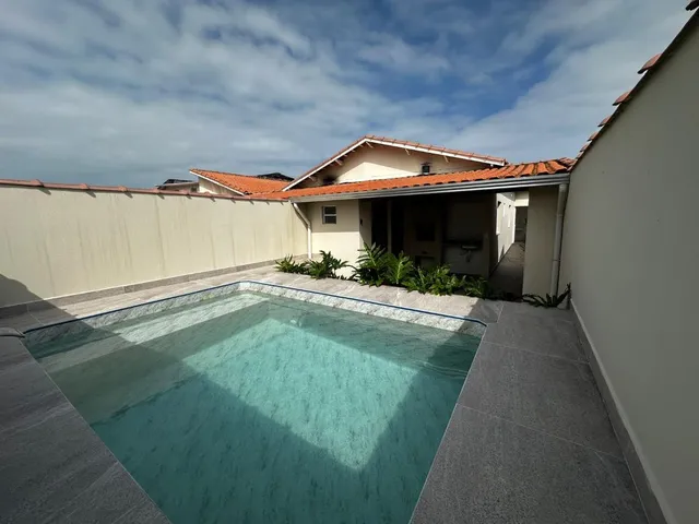 Imagem: CASA NOVA COM PISCINA, 02 DORMITÓRIOS E