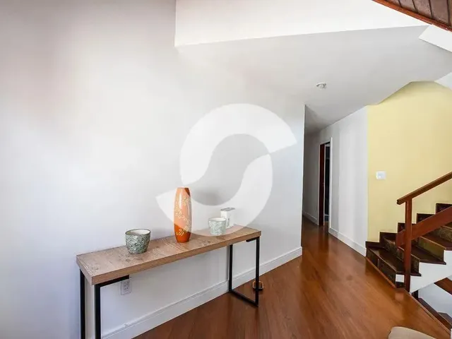 Imagem 2: Imóvel para Venda Tem 450 Metros Quadrados com 4 Quartos em Vila Progresso - Niterói
