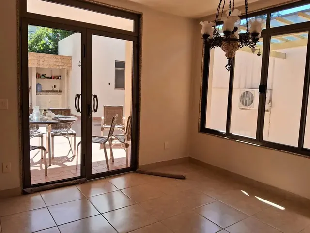 Imagem 3: Oportunidade. Excelente Casa 3 Quartos, 2 Suítes, em Condomínio. Ótimo Local. Cód