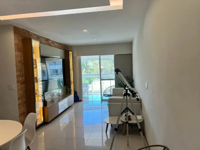 Imagem: O apartamento possui 2 Dormitórios, 1 Suíte, 2 Banheiros,
