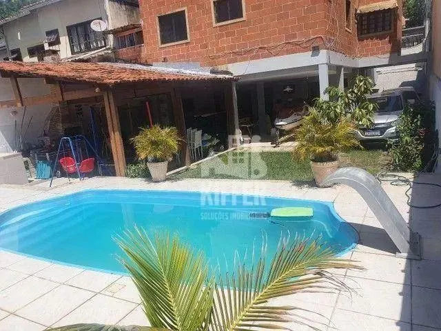 Imagem: Casa Ampla no Engenho do Mato Piscina, Churrasqueira