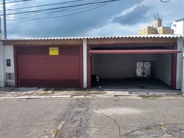 Imagem: Terreno de 300 Metros Quadrados, 150 de