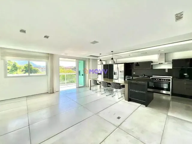 Imagem: O apartamento possui 3 Dormitórios, 2 Suítes, 2