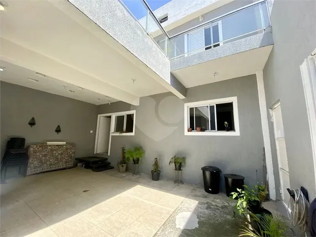 Imagem 1: Sobrado com 4 Quartos À Venda em Vila Medeiros - Sp