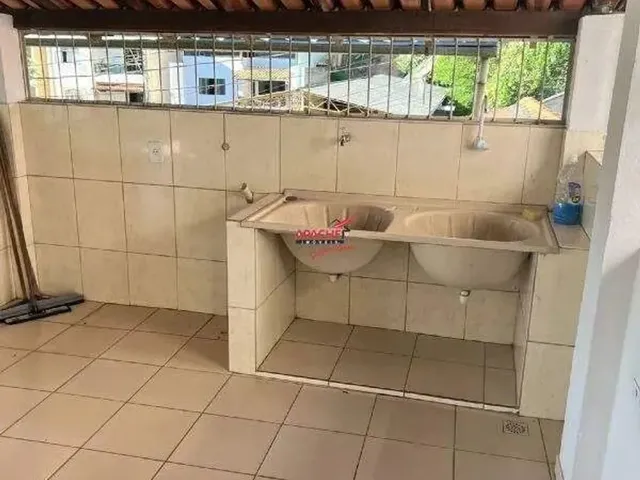 Imagem 3: Casa com 3 Quartos À Venda no Bairro Nova Almeida