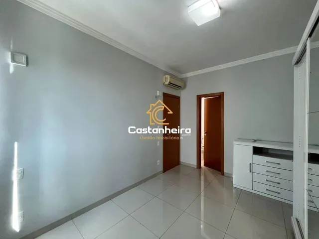 Imagem 9: Apartamento 02 Quartos Sendo 01 Suíte (Ar Condicionado e Varanda Fechada) - Centro