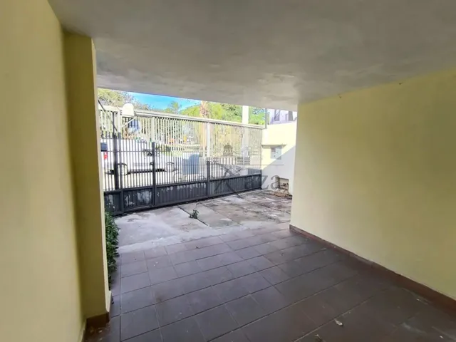 Imagem 3: Oportunidade - Casa Comercial - Praça dos Três Poderes - 3 Dormitórios - 171M²