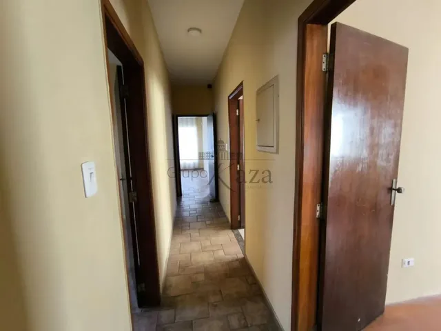 Imagem 6: Oportunidade - Casa Comercial - Praça dos Três Poderes - 3 Dormitórios - 171M²