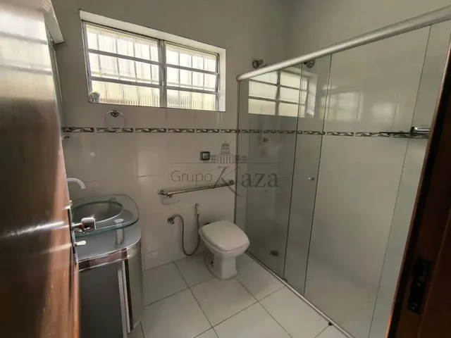 Imagem 9: Oportunidade - Casa Comercial - Praça dos Três Poderes - 3 Dormitórios - 171M²