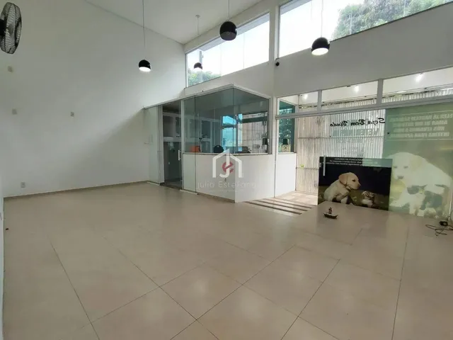 Imagem: O depósito possui 202m² de Área e está localizado em