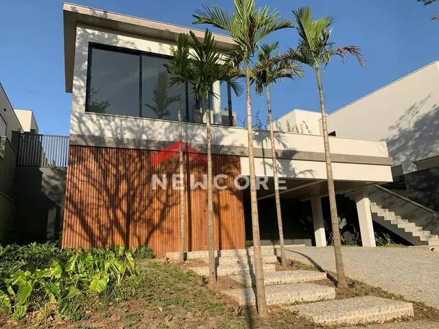Imagem: Casa de Condomínio em Rua Renato Marcos