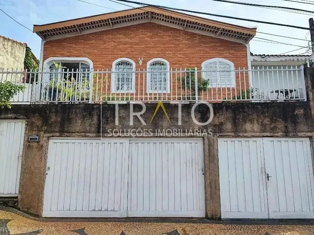 Imagem: Casa À Venda com 3 Quartos e Edícula no