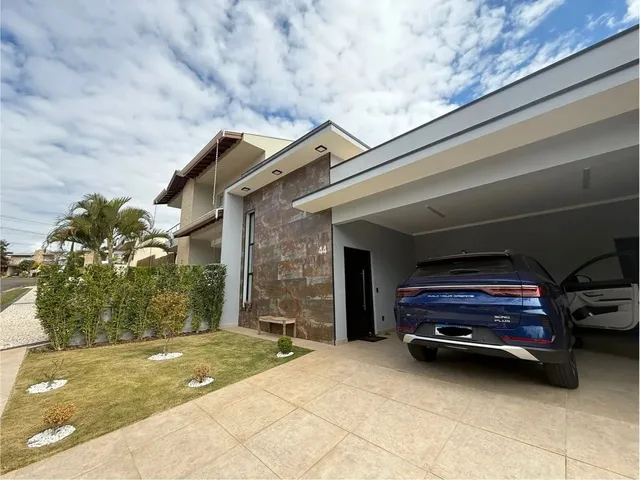 Imagem: A casa em condomínio possui 3 Dormitórios, 3 Banheiros, 4