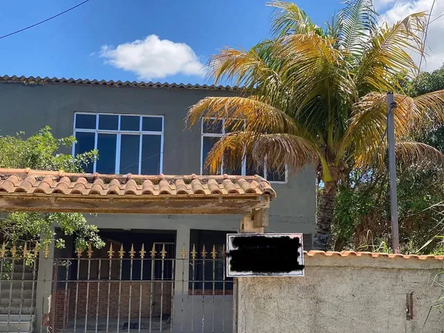 Imagem: Vendo 3 Casas em Um Mesmo Terreno em Saquarema