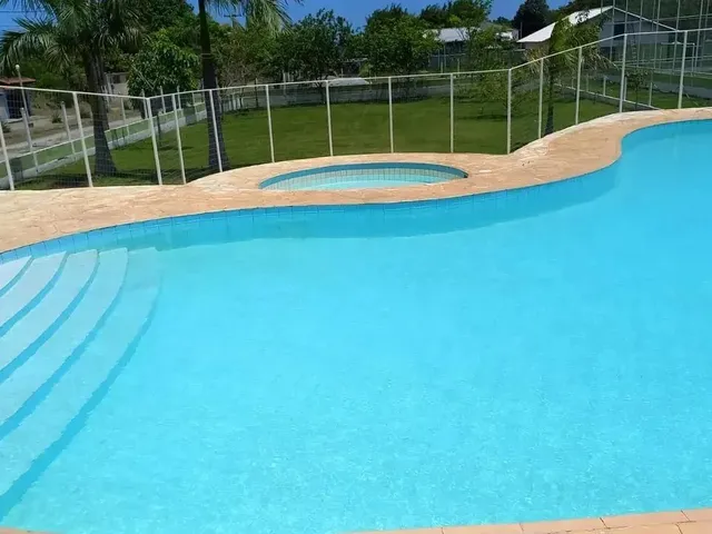 Imagem: Lindo Terreno em Condominio com Piscinas