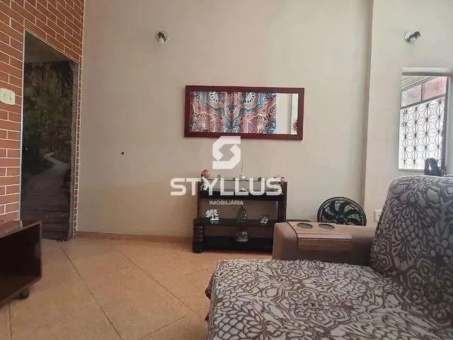 Imagem 2: Marechal Hermes Casa com 2 dormitórios