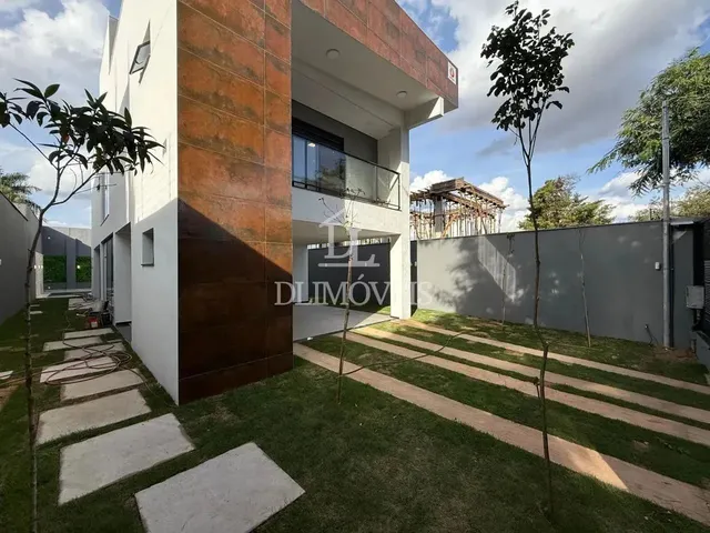Imagem: Casa com 4 Quartos 3 Suites 4 Vagas,360M²